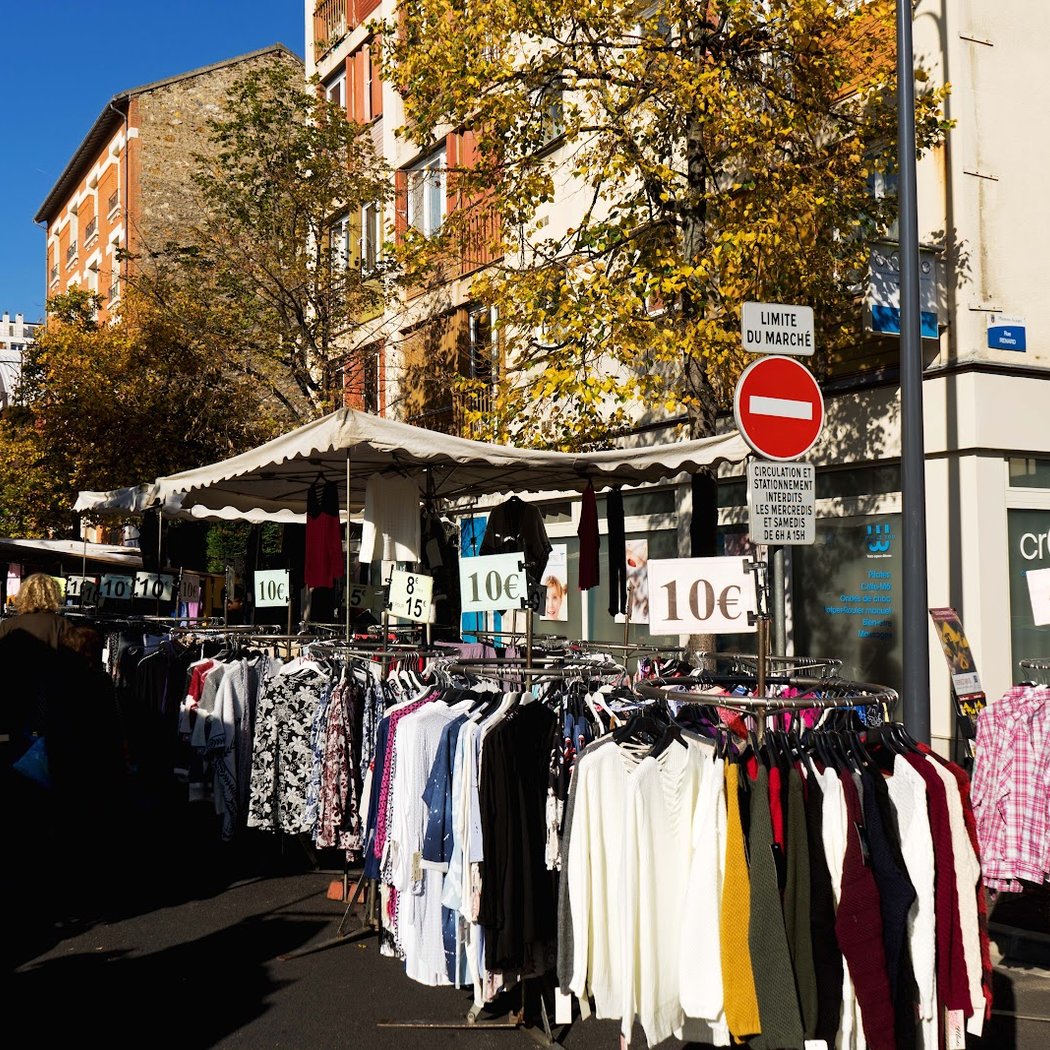Market From Charentonneau 2
